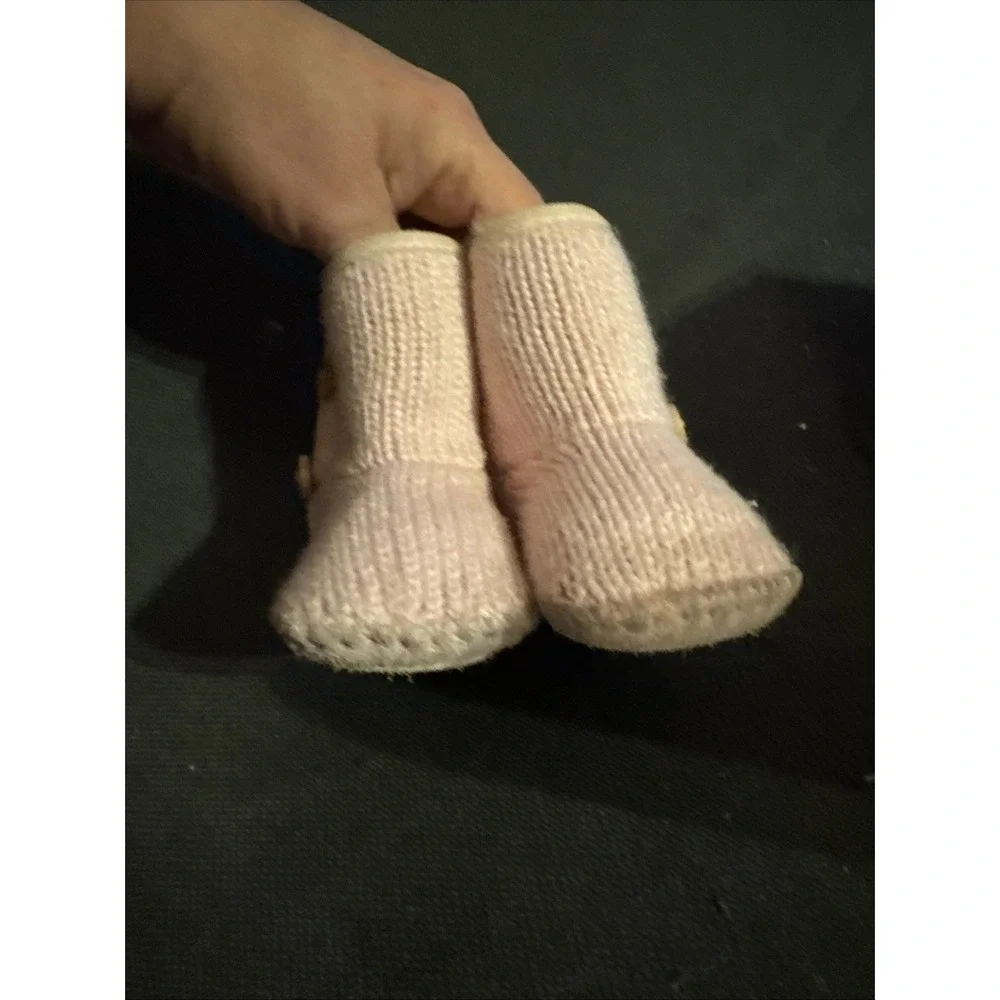 UGG purl knit